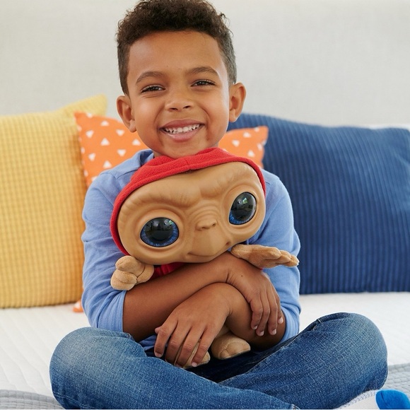 E.T. The Extra-Terrestrial 40th Anniversary Plush Bundle - NIB - Picture 7 of 7